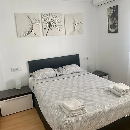 Duplex A 3 Minutos De Playa De La Victoria Cadiz Apartment Exterior photo