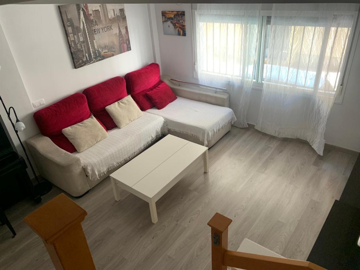Duplex A 3 Minutos De Playa De La Victoria Apartment Cadiz